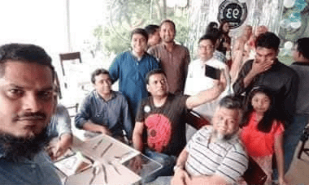Alumni of Motijheel Model School Batch 1993 seated at dinner table in Gulshan